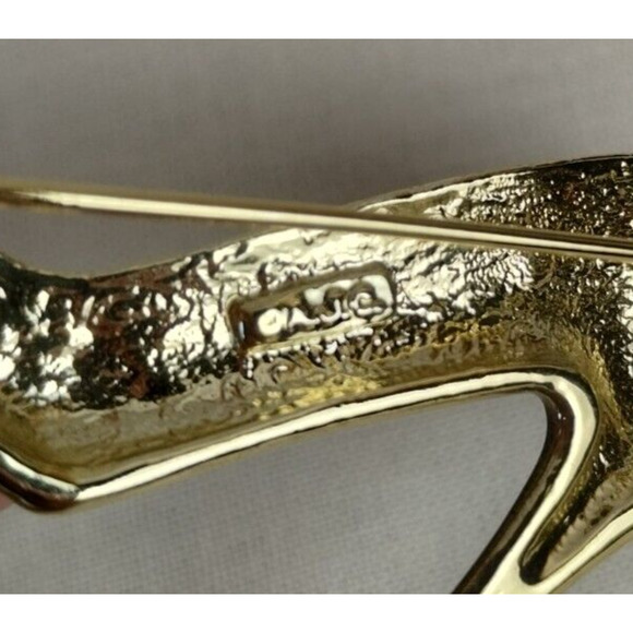 OAJC Black Enamel/Gold Tone High Heel Shoe Brooch Pin - Picture 4 of 6